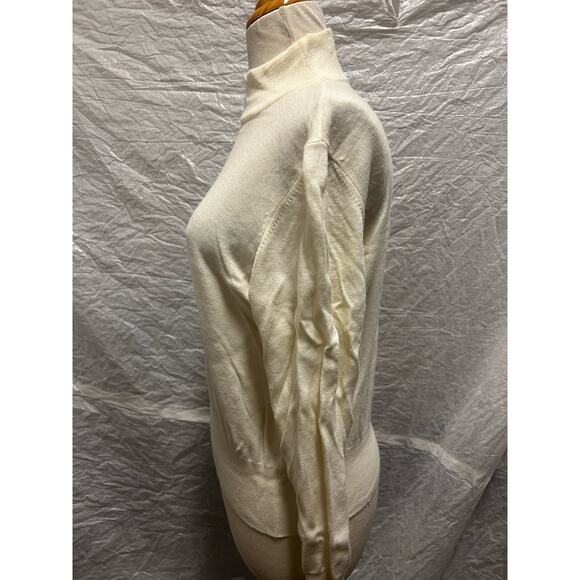 2 Piece Rodier Vintage Sweater and Turtleneck Set, Cream, Black, and Gold - Picture 3 of 8